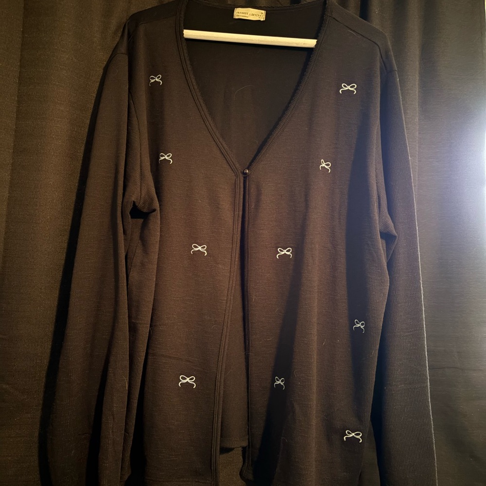 Frankee & Skylarr Plus Black Cardigan